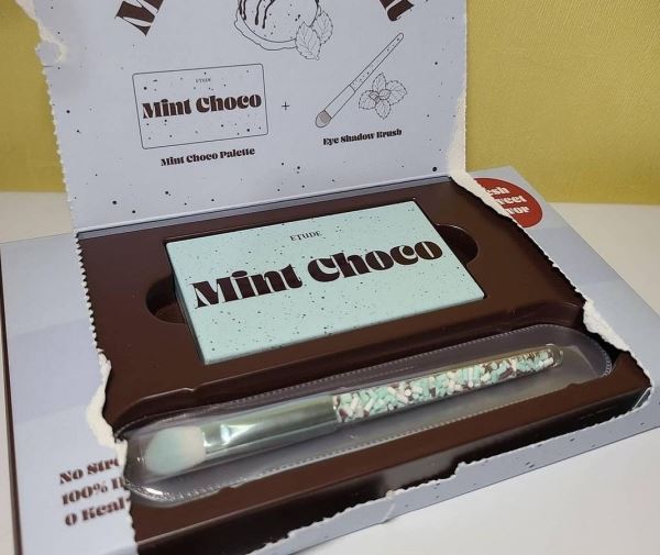 
<p>                        Etude house Mint choco kit</p>
<p>                    