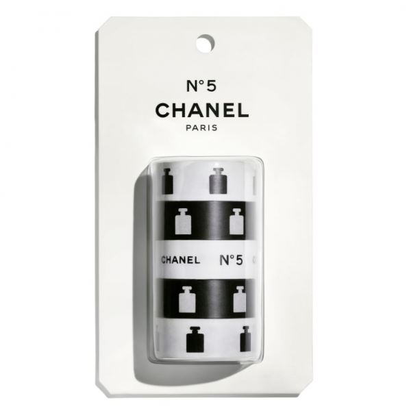 </p>
<p>                        Капсульная коллекция Chanel Factory 5. Нестандартный подход к 100-летнему юбилею</p>
<p>                    