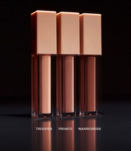 </p>
<p>                        The camo collection by KKW beauty</p>
<p>                    